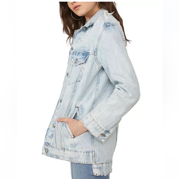 Free People- We the Free Long and Lean Denim Jacket - Picture 2 of 7